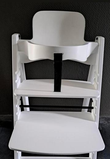 Kidsmill up! Kinderstoel met babyset beschikbaar voor biedingen