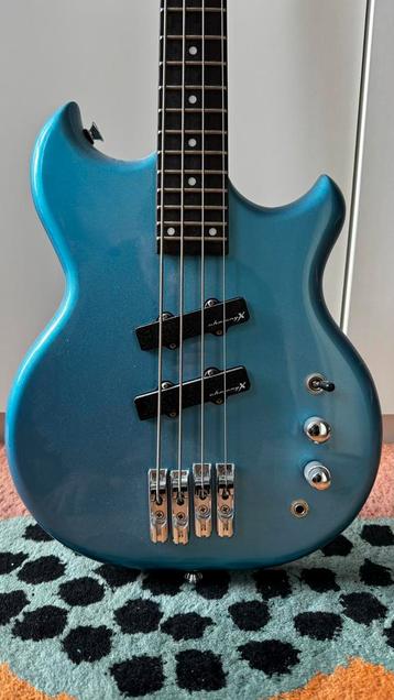 Chowny SWB Shortscale Basgitaar - Zo Goed Als Nieuw! beschikbaar voor biedingen