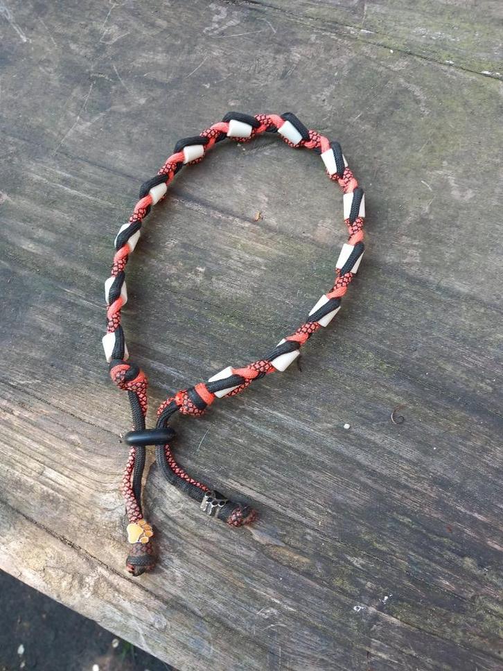 natuurlijke anti tekenband hond, EM-X kralen, groot, maat L, Dieren en Toebehoren, Hondenhalsbanden en Penningen, Ophalen of Verzenden