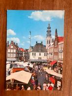 Toeristen treintje op de markt in Middelburg., Verzamelen, Ansichtkaarten | Nederland, Zeeland, 1960 tot 1980, Ongelopen, Ophalen of Verzenden