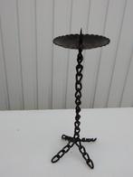 Te Koop: Handgemaakte ijzeren kandelaar, Ophalen, Overige materialen