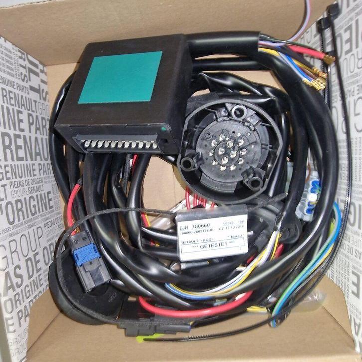 Trekhaak kabelset 13 polig 8201406797 nieuw Renault Megane, Auto-onderdelen, Elektronica en Kabels, Nieuw, Ophalen of Verzenden