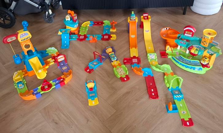 VTech Toet Toet Auto's Baan, Kinderen en Baby's, Speelgoed | Overig, Gebruikt, Jongen of Meisje, Ophalen of Verzenden