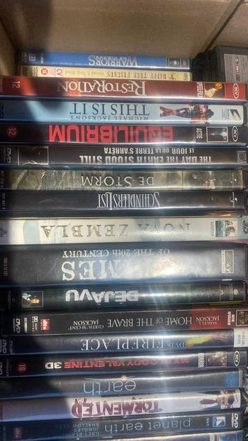 125 dvd films met  dvd speler beschikbaar voor biedingen