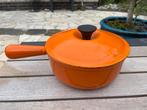 Le Creuset Saus Pannetje Oranje, Huis en Inrichting, Kookpan of Snelkookpan, Gebruikt, Ophalen of Verzenden, Gietijzer