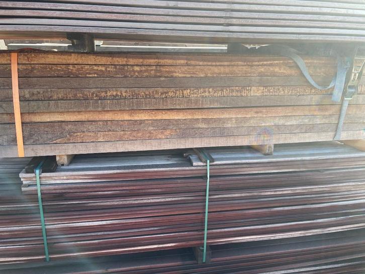 Azobe tuinpalen  3,20€ per meter  250 cm lang, Tuin en Terras, Palen, Balken en Planken, Nieuw, Palen, 250 cm of meer, Hardhout