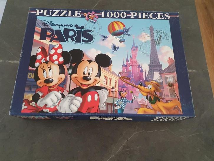 Exclusieve Disneyland Resort puzzel (59), Hobby en Vrije tijd, Denksport en Puzzels, Zo goed als nieuw, Legpuzzel, 500 t/m 1500 stukjes