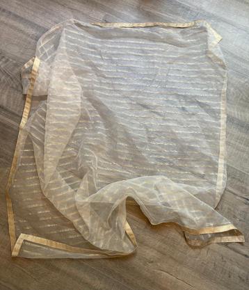 Vintage goudkleur gouddraad tafelkleed tafellaken 123 * 123 beschikbaar voor biedingen