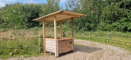 Hooihuisje, slowfeeder, Dieren en Toebehoren, Stalling en Weidegang, Toebehoren, 2 of 3 paarden of pony's