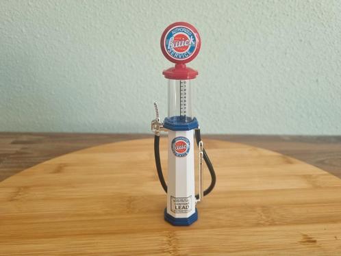 Diorama accessoire 1:18 benzinepomp / tankstation pomp Buick, Hobby en Vrije tijd, Modelauto's | 1:18, Nieuw, Overige typen, Overige merken