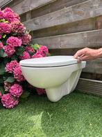 Hangende toiletpot - wit zo goed als nieuw, Ophalen, Zo goed als nieuw, Overige materialen, Minder dan 50 cm