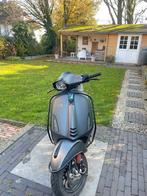 Vespa sprint 80cc, Fietsen en Brommers, Ophalen, Zo goed als nieuw, Benzine, Vespa