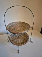 Vintage Etagère met 2 Rieten Manden, Huis en Inrichting, Woonaccessoires | Etagères, Ophalen, Zo goed als nieuw