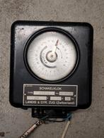 Schakelklok Antieke Klok Zwitserland Meetapparatuur, Hobby en Vrije tijd, Elektronica-componenten, Ophalen of Verzenden, Zo goed als nieuw