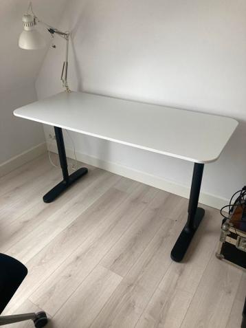Bureau 140 bij 60 wit ikea bekant - afbeelding 1