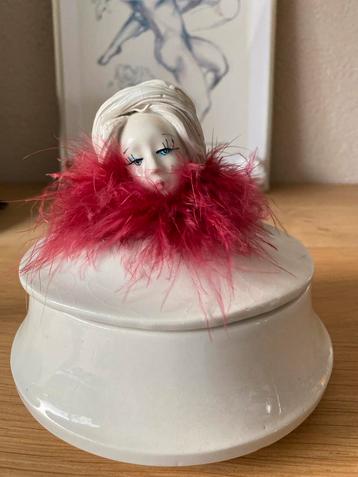 Ciacci Florence – keramieken doos met vrouwenhoofd 1960-80 beschikbaar voor biedingen