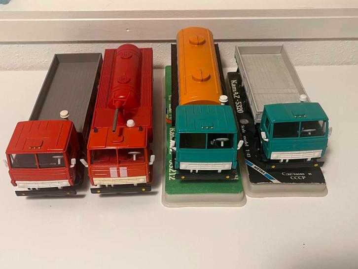 Sovjet Unie modeltrucks KamAZ 1:43 origineel USSR 4 stuks, Hobby en Vrije tijd, Modelauto's | 1:50, Gebruikt, Bus of Vrachtwagen