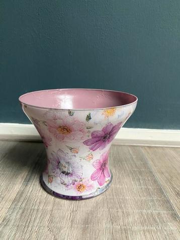 Decoupage Vaasje  - Handgemaakt voor Droogbloemen beschikbaar voor biedingen
