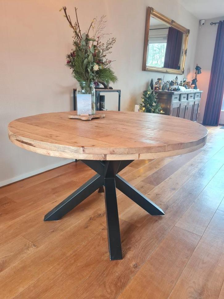 Ronde mango houten eettafel 130cm, Huis en Inrichting, Tafels | Eettafels, Zo goed als nieuw, 100 tot 150 cm, 100 tot 150 cm, Vier personen