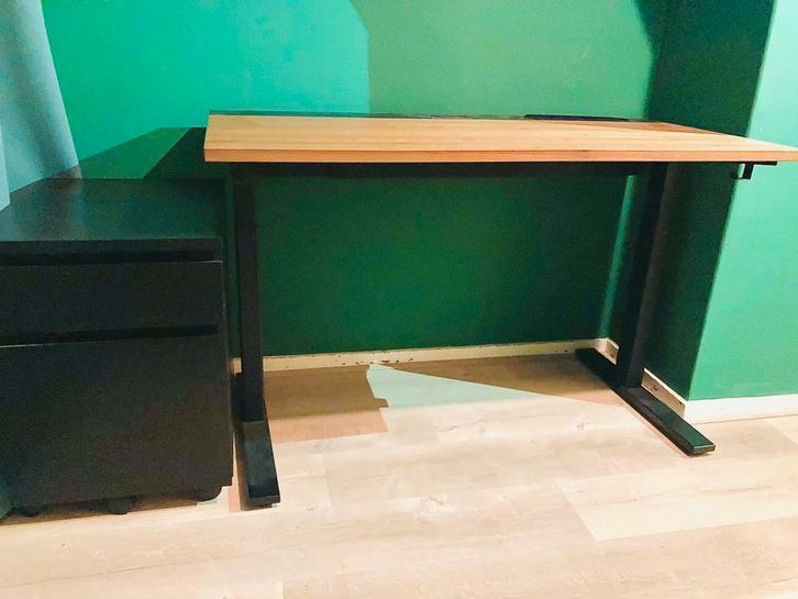 Stoere Ikea studeerkamer: boekenkast, bureau, ladenblok etc, Huis en Inrichting, Slaapkamer | Complete slaapkamers, Zo goed als nieuw
