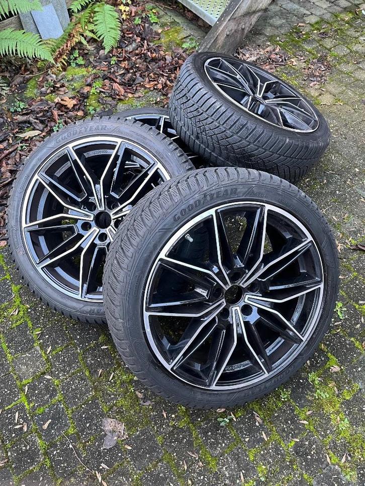 Velgen en winterbanden 19 inch BMW 4-serie / i4 G26, Auto-onderdelen, Banden en Velgen, Banden en Velgen, Winterbanden, 19 inch