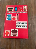 Oud kookboek Amsterdamse huishoudschool Wannee 17e druk, Boeken, Kookboeken, Gelezen, Ophalen of Verzenden