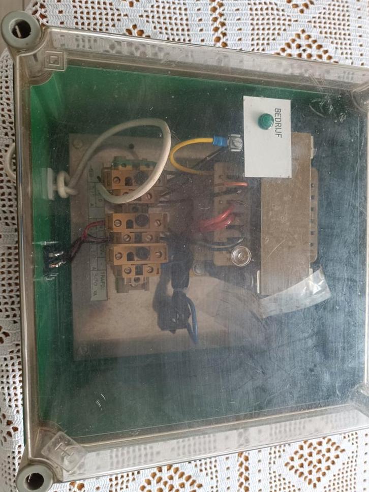 Transformator 24V - 12V, 300VA, Hobby en Vrije tijd, Elektronica-componenten, Gebruikt, Ophalen of Verzenden