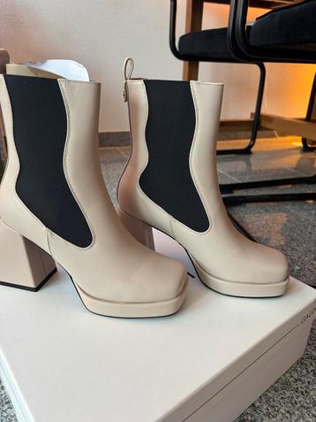 Gaudi Enkellaarsjes - Maat 39 - Nieuw! beschikbaar voor biedingen