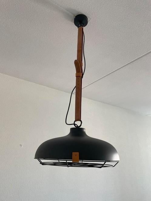 Zuiver hanglamp antraciet grijs met leren strap, diam. 51 cm, Huis en Inrichting, Lampen | Hanglampen, Zo goed als nieuw, 50 tot 75 cm