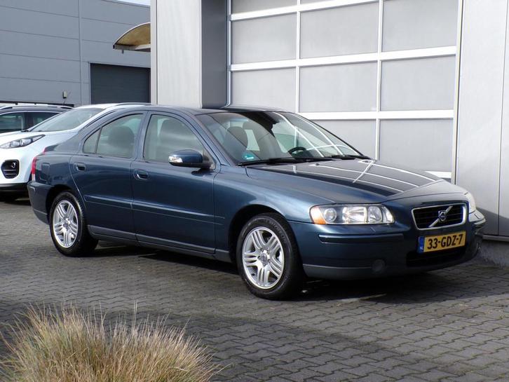 Volvo S60 2.4 Edition II Leer/Clima/Cruise!, Auto's, Volvo, Bedrijf, Te koop, S60, ABS, Airbags, Airconditioning, Boordcomputer