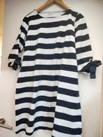 Leuke gestreepte jurk met strikjes Zhenzi 44 46, Zhenzi, Zwart, Maat 46/48 (XL) of groter, Ophalen of Verzenden