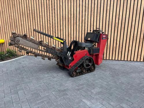 Toro TRX-19 sleuvengraver, Zakelijke goederen, Machines en Bouw | Kranen en Graafmachines, Graafmachine