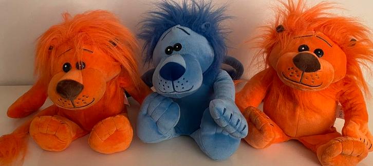 Spaarpot voor 3 kinderen van de postbank blauw en oranje, Verzamelen, Spaarpotten, Zo goed als nieuw, Overige thema's, Ophalen of Verzenden