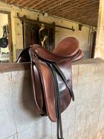 Dressuurzadel 17,5 inch, Dieren en Toebehoren, Ophalen, Gebruikt, Dressuur