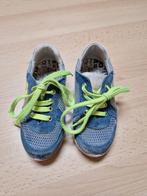 Sneakers maat 24 - Speelschoenen, Gebruikt, Sportschoenen, Ophalen of Verzenden, Jongen