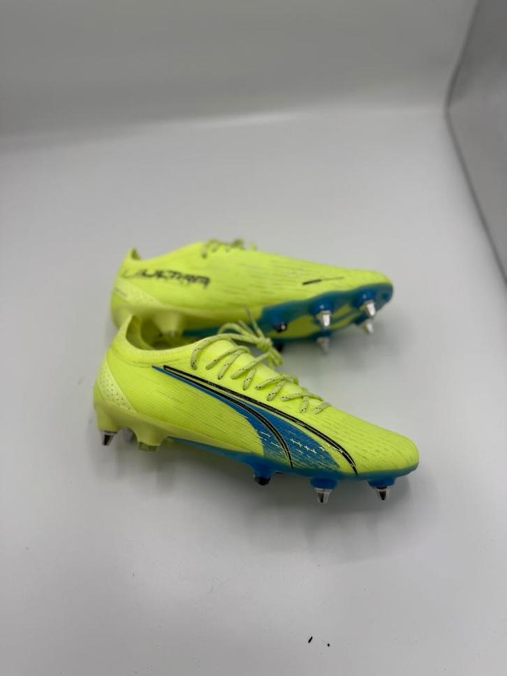 Puma ultra voetbalschoenen duurste versie, Sport en Fitness, Voetbal, Zo goed als nieuw, Schoenen, Maat XS of kleiner, Ophalen of Verzenden