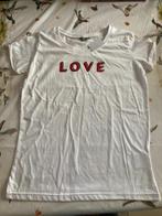 Nieuw t shirt ' Love ' - maat 38, Nieuw, Maat 38/40 (M), Ophalen of Verzenden, Korte mouw