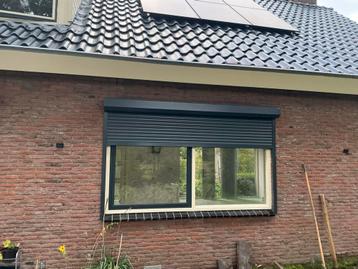 Rolluik te koop kleur Ral 7016 elektrisch beschikbaar voor biedingen