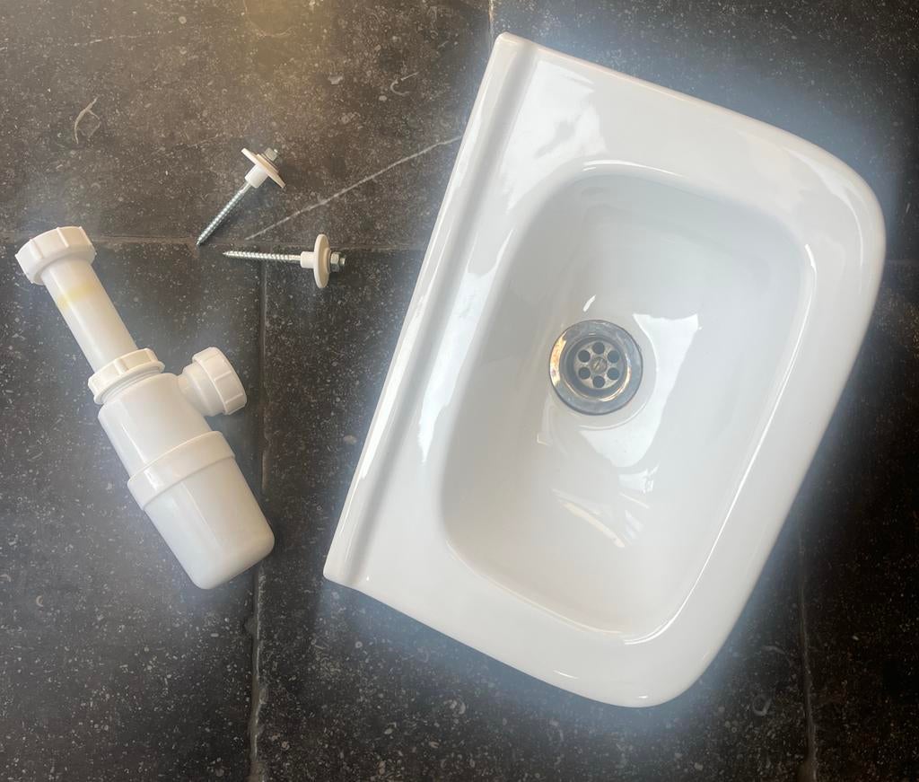 Sfinx Fontein - Toiletfontein met sifon en afvoerbuis., Ophalen of Verzenden, Gebruikt, Toilet