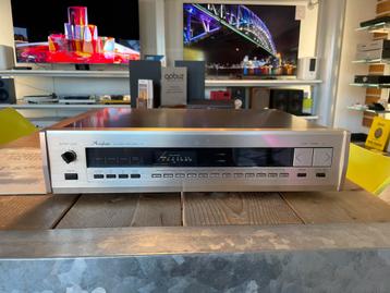 Accuphase T-107 FM tuner beschikbaar voor biedingen