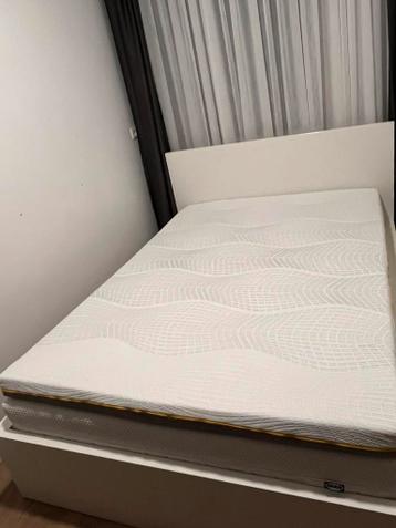 Ikea bed - Malm - afbeelding 4