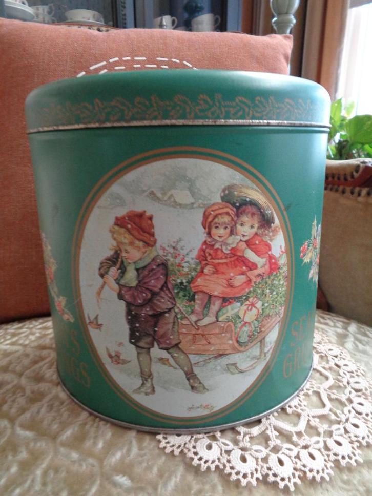 Brocant Nostalgisch Groot Kerst Blik / Trommel ** Mimosa **, Diversen, Kerst, Ophalen of Verzenden