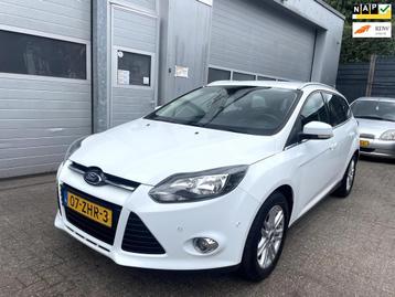 Ford Focus Wagon 1.0 EcoBoost Titanium-Navi-Clima-Cruise-APK beschikbaar voor biedingen