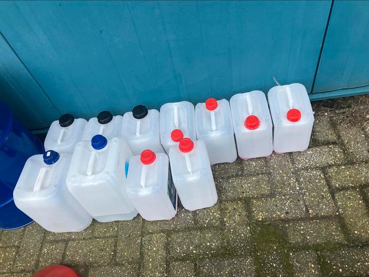 Jerrycans 20, 10 en 5 ltr. ., Tuin en Terras, Regentonnen, Zo goed als nieuw, Minder dan 75 liter, Ophalen