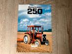 Massey Ferguson MF 250 tractor folder trekker, Boeken, Ophalen of Verzenden, Gelezen, Folder