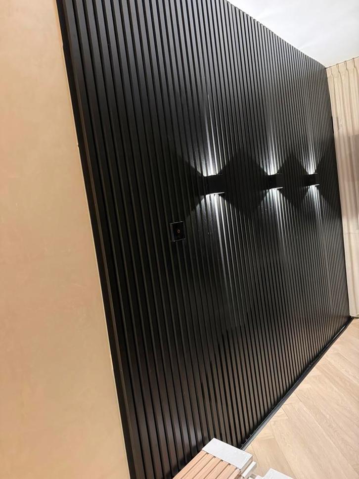 Zwarte hout wandpanelen , zie beschrijving, Doe-het-zelf en Verbouw, Hout en Planken, Zo goed als nieuw, Plank, Overige houtsoorten