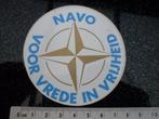 sticker navo voor vrede in vrijheid logo wapen embleem leger, Verzamelen, Stickers, Verzenden, Zo goed als nieuw, Bedrijf of Vereniging