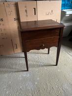 Vintage kastje met klep en lade, walnoot gelakt, Ophalen, Minder dan 55 cm, 60 cm of meer, Rechthoekig