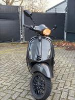 Vespa Sprint 2015 incl Begrenzer en Alarm, Fietsen en Brommers, Scooters | Vespa, Ophalen, Gebruikt, Vespa S, Benzine