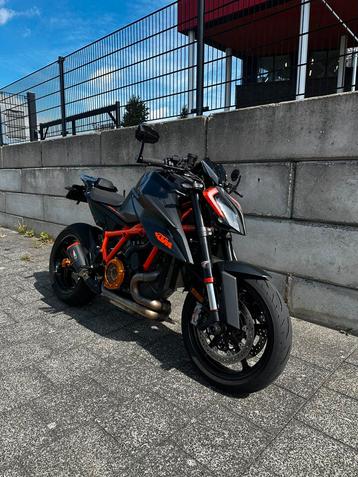 Ktm Superduke 1290R 2021 Nieuwstaat! Austin Racing | EVOTECH beschikbaar voor biedingen